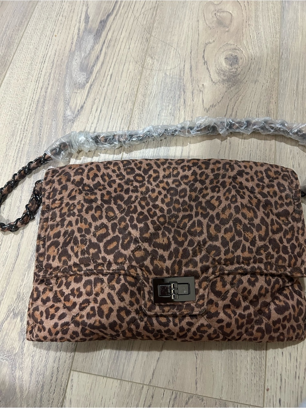 Leopard Print Chain Shoulder Bag - Brown